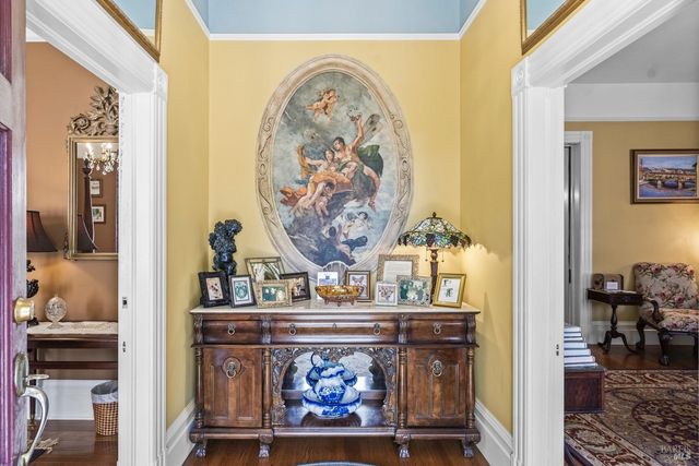 2010 1st St, Napa, CA 94559