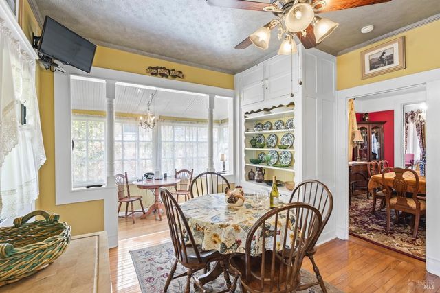 2010 1st St, Napa, CA 94559