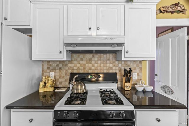 2010 1st St, Napa, CA 94559