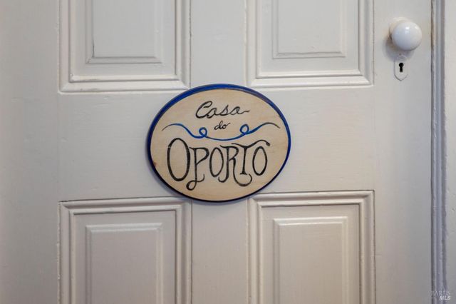 2010 1st St, Napa, CA 94559