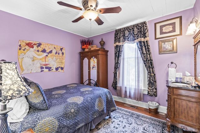 2010 1st St, Napa, CA 94559