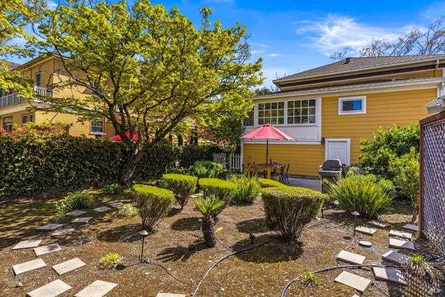 2010 1st St, Napa, CA 94559