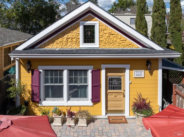 2010 1st St, Napa, CA 94559