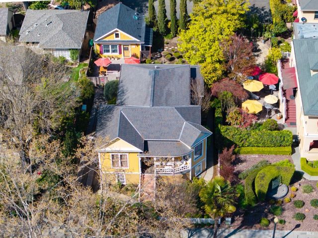 2010 1st St, Napa, CA 94559