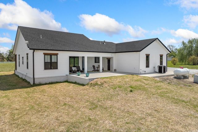 10046 Highway 206 W, Harrison, AR 72601