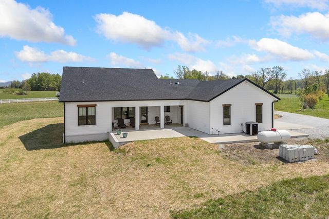 10046 Highway 206 W, Harrison, AR 72601
