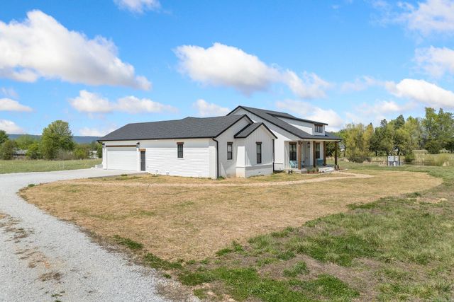 10046 Highway 206 W, Harrison, AR 72601