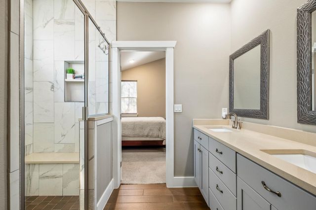 177 Mokulua LN, Bastrop, TX 78602