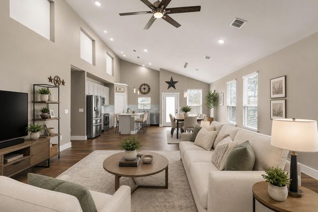 177 Mokulua LN, Bastrop, TX 78602