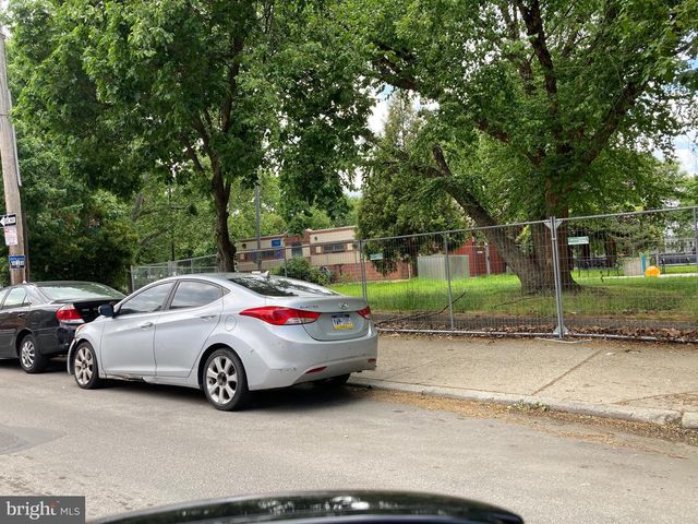 1237 S 23RD ST, Philadelphia, PA 19146