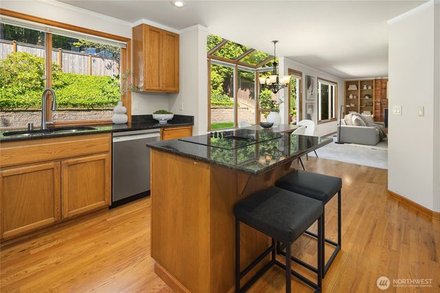 15046 SE 65th Street, Bellevue, WA 98006