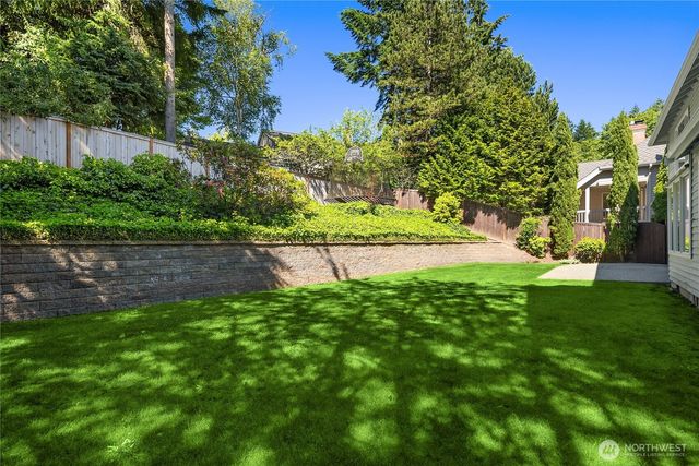15046 SE 65th Street, Bellevue, WA 98006