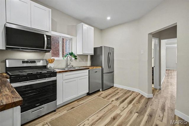 5011 Alaska Avenue, St Louis, MO 63111