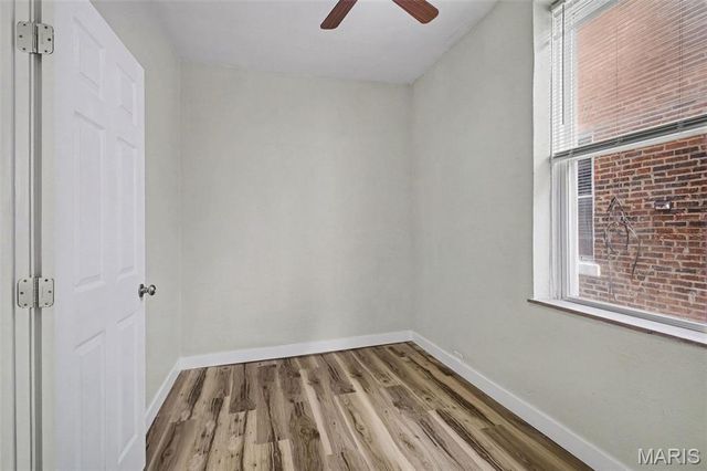 5011 Alaska Avenue, St Louis, MO 63111