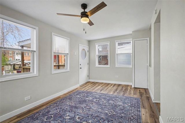 5011 Alaska Avenue, St Louis, MO 63111