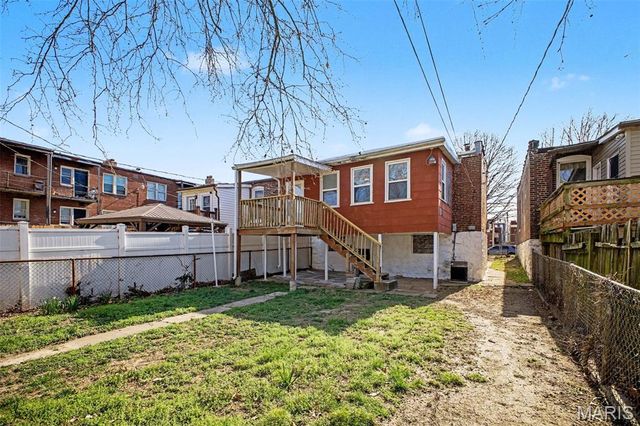 5011 Alaska Avenue, St Louis, MO 63111