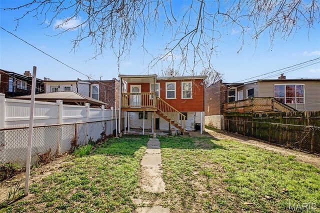 5011 Alaska Avenue, St Louis, MO 63111