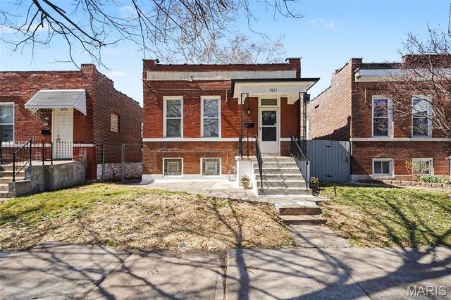 5011 Alaska Avenue, St Louis, MO 63111