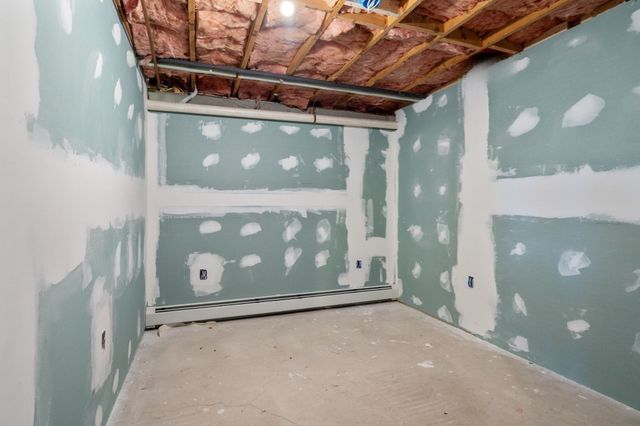 210 Rice Street, Athol, MA 01331