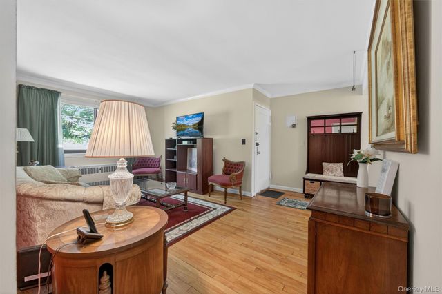 128 Virginia Road B, White Plains, NY 10603
