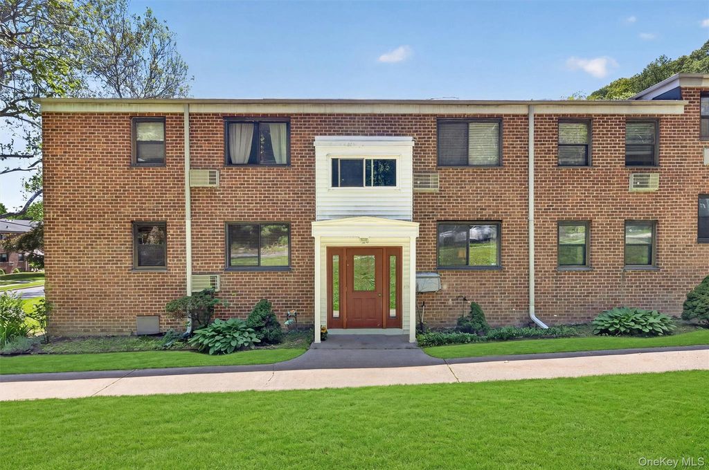 128 Virginia Road B, White Plains, NY 10603