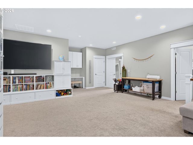 28565 Sw MCGRAW Ave, Wilsonville, OR 97070