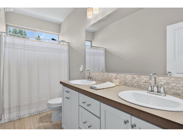 28565 Sw MCGRAW Ave, Wilsonville, OR 97070