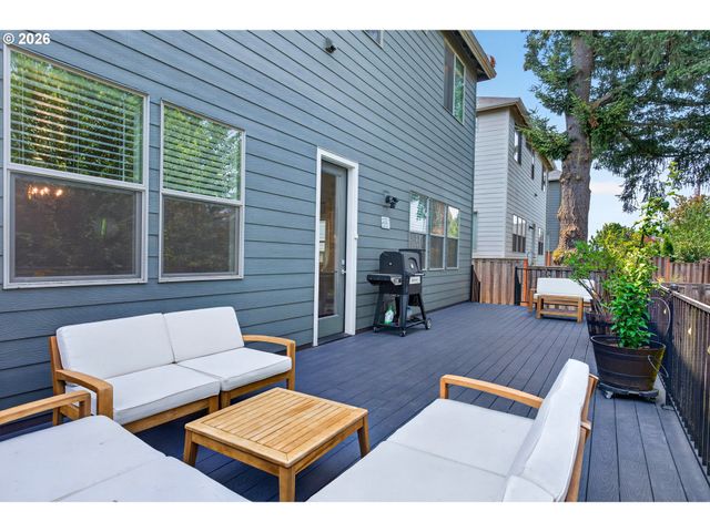 28565 Sw MCGRAW Ave, Wilsonville, OR 97070