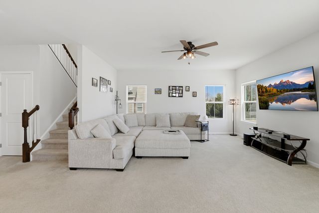 7232 Great Northern Trail, Union, IL 60180