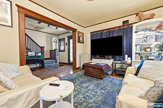 26 Grove Street, Rutherford, NJ 07070
