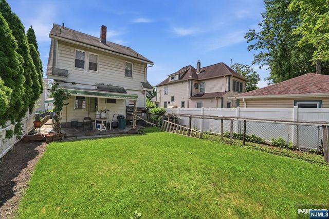 26 Grove Street, Rutherford, NJ 07070