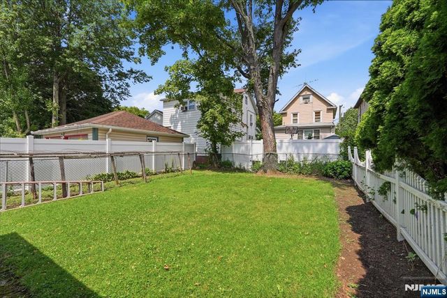 26 Grove Street, Rutherford, NJ 07070