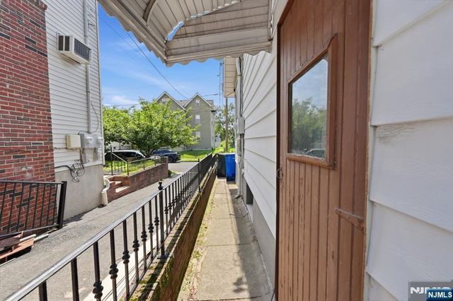 26 Grove Street, Rutherford, NJ 07070