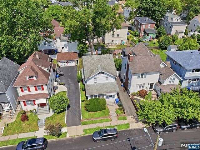 26 Grove Street, Rutherford, NJ 07070