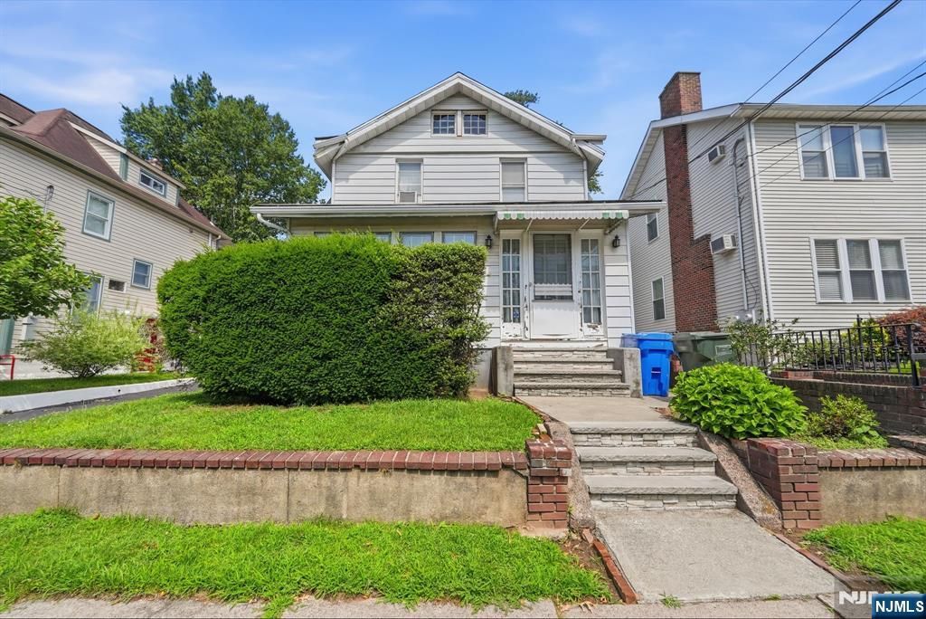 26 Grove Street, Rutherford, NJ 07070