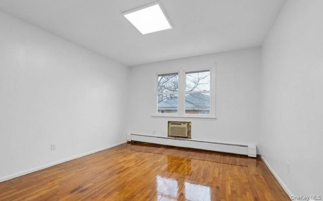 152 Kearsing Parkway F, Monsey, NY 10952