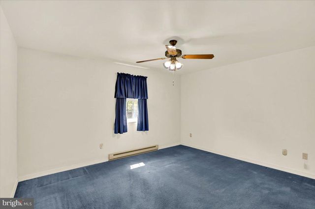 23 PLEVA DR, Fleetwood, PA 19522