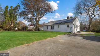 506 S NEW MIDDLETOWN RD, Media, PA 19063