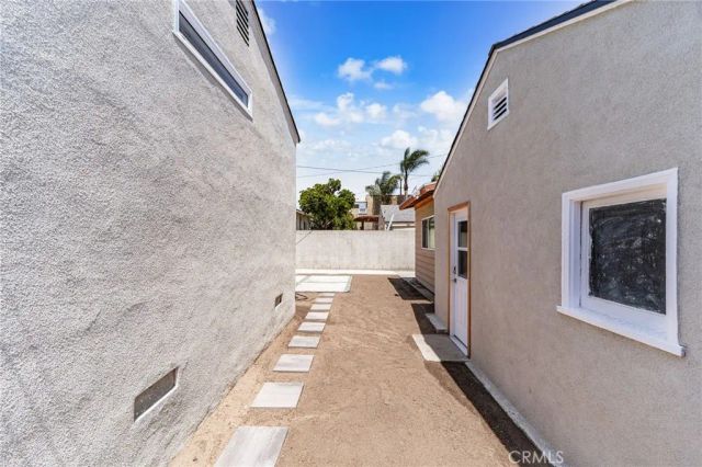 6014 Alviso, Los Angeles, CA 90043