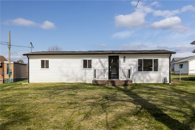 265 Ewing St, Meadowlands, PA 15347