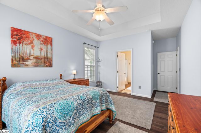 830 Laurelcreek Drive, Boiling Springs, SC 29316