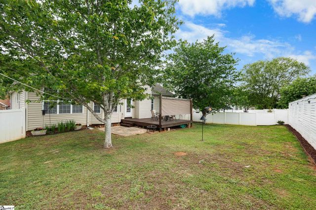 830 Laurelcreek Drive, Boiling Springs, SC 29316