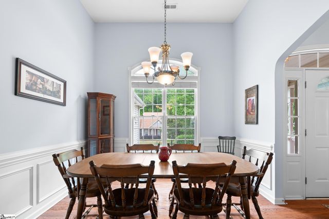 830 Laurelcreek Drive, Boiling Springs, SC 29316
