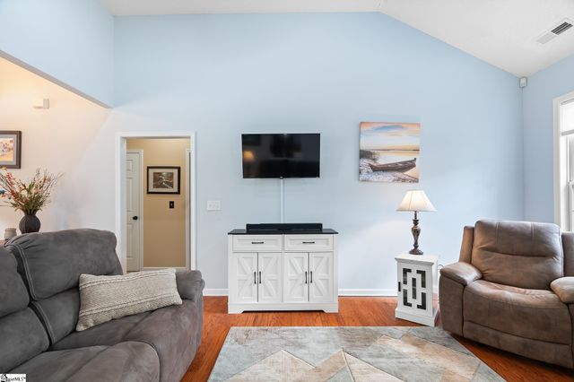 830 Laurelcreek Drive, Boiling Springs, SC 29316