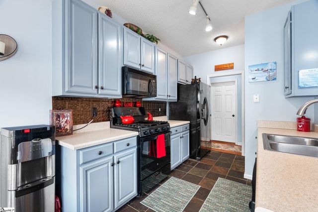 830 Laurelcreek Drive, Boiling Springs, SC 29316