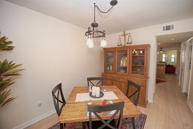 1140 Marina Bay Drive 113A, Clear Lake Shores, TX 77565