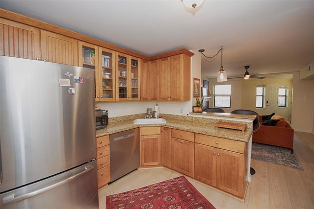 1140 Marina Bay Drive 113A, Clear Lake Shores, TX 77565