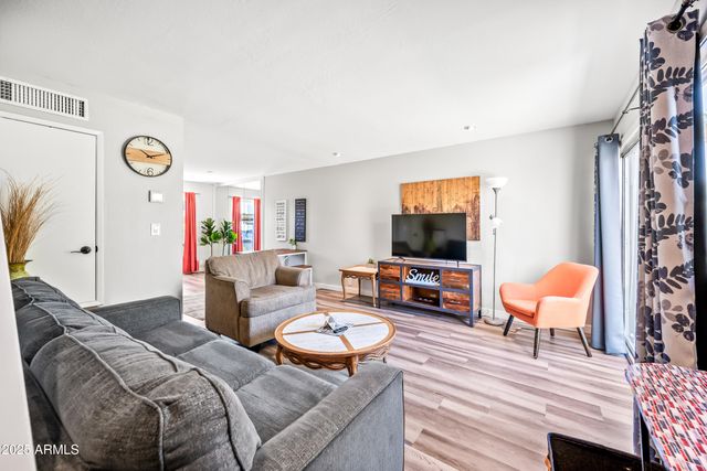 4630 N 68TH Street 242, Scottsdale, AZ 85251