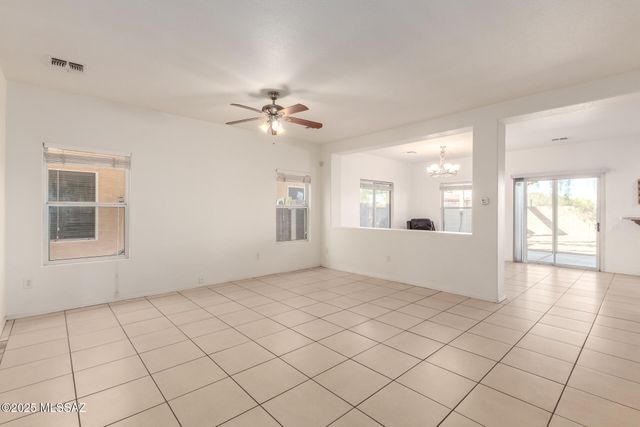 6424 S Bright Sun Avenue, Tucson, AZ 85706