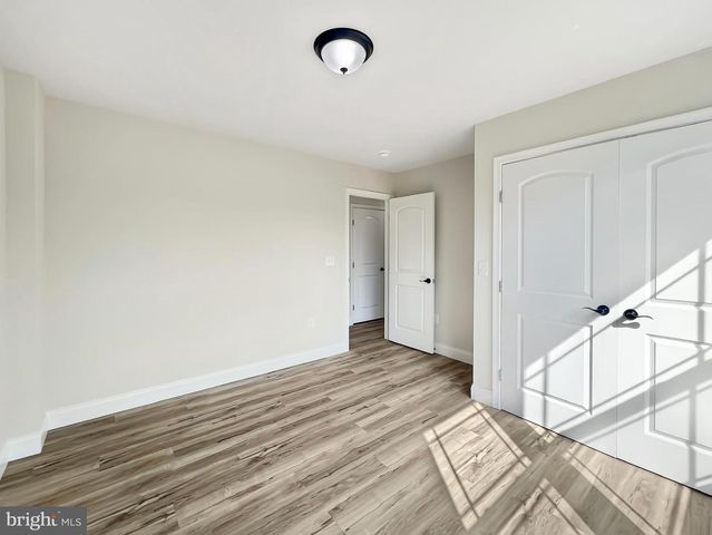 13 ONYX LN, Charles Town, WV 25414